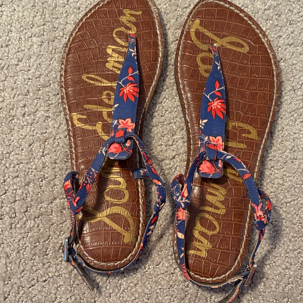 Sam Edelman Women's Blue and Red Floral Sandals